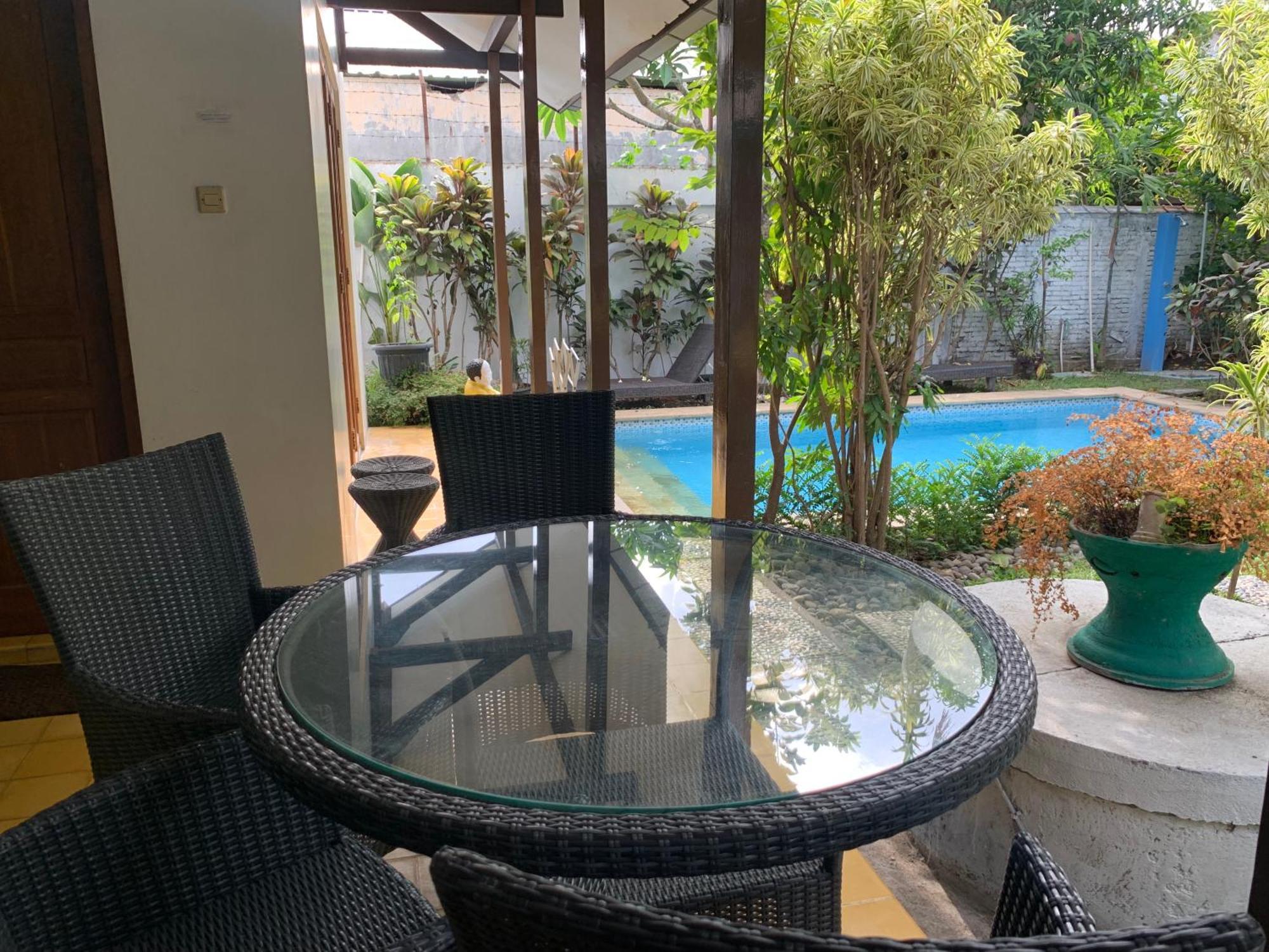 Villa Bougenville Yogyakarta Esterno foto