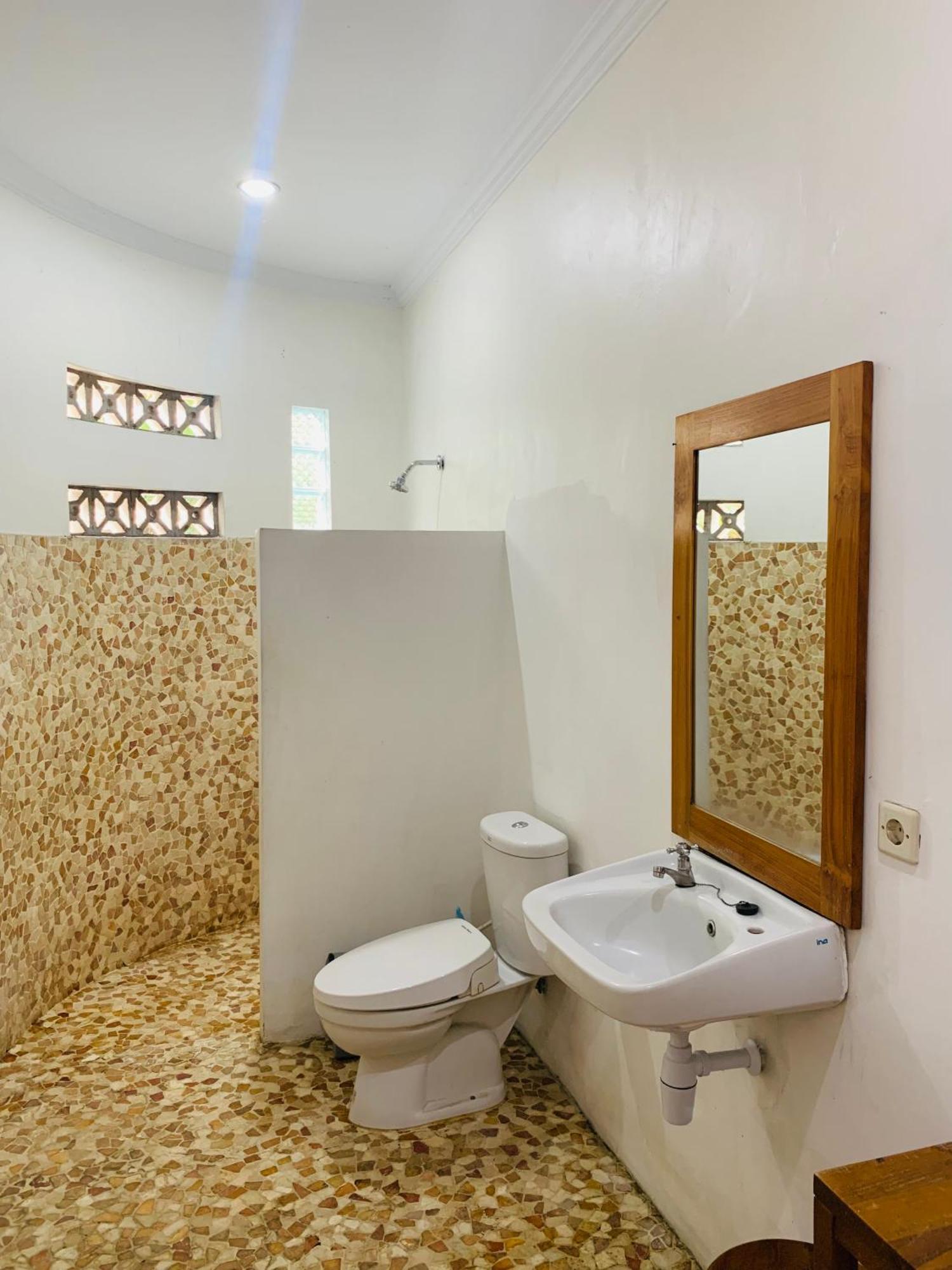 Villa Bougenville Yogyakarta Esterno foto